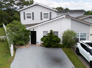 984 Barrington Ct, Virginia Beach, VA 23452