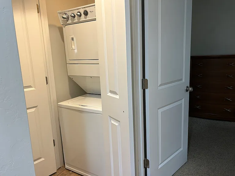 1000 E Center St #16 — Photo 7