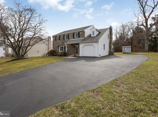 854 W Rolling Rd, Springfield, PA 19064