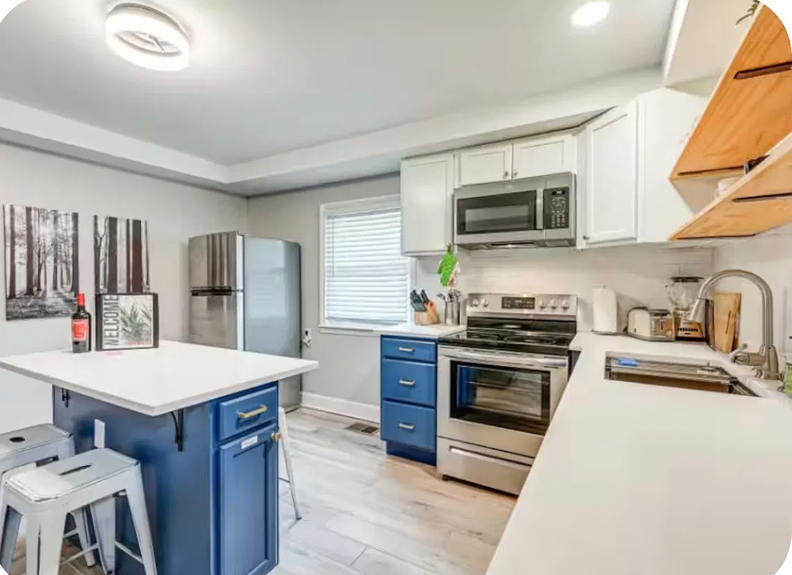 3 bed, 1008 sqft, $900 — Photo 4