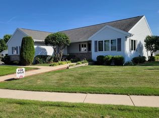 503 S Meadowbrook Ct, Marshall, WI 53559