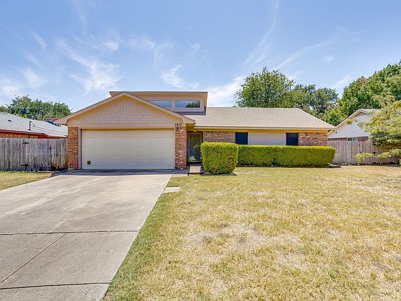 2nd image of 1417 Hall Dr