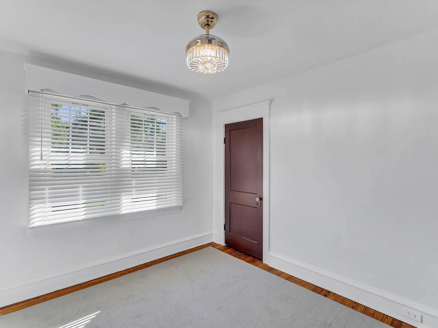 3 bed, 1925 sqft, $3,100 — Photo 3