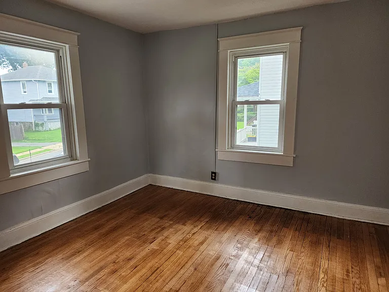 2806 Silver Hill Ave — Photo 19