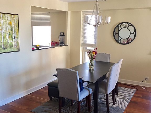 4th image of 1960 N Lincoln Park W APT 2203