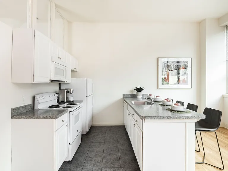 The Warehouse Apartments — Photo 3