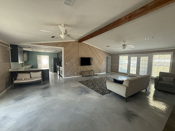 5th image of 9136 Wakulla Springs Rd