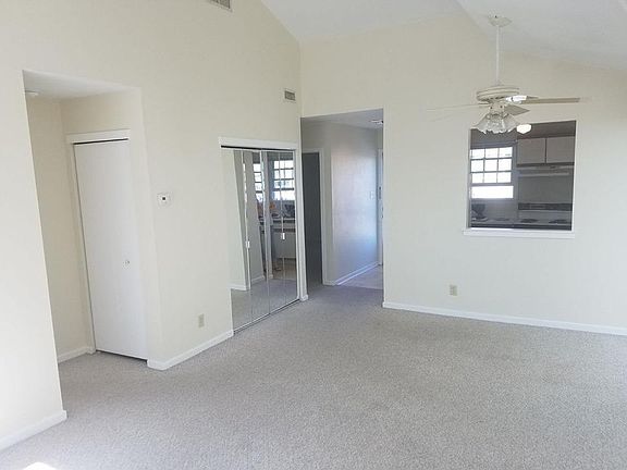 5th image of 3 Sconset Ct #54