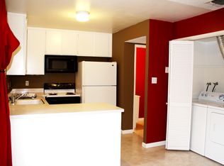 8708 Woodman Way APT F, Sacramento, CA