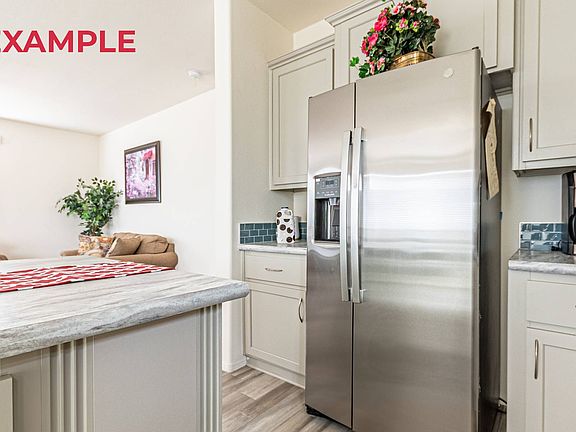 5th image of 127 Hubert Blvd #44