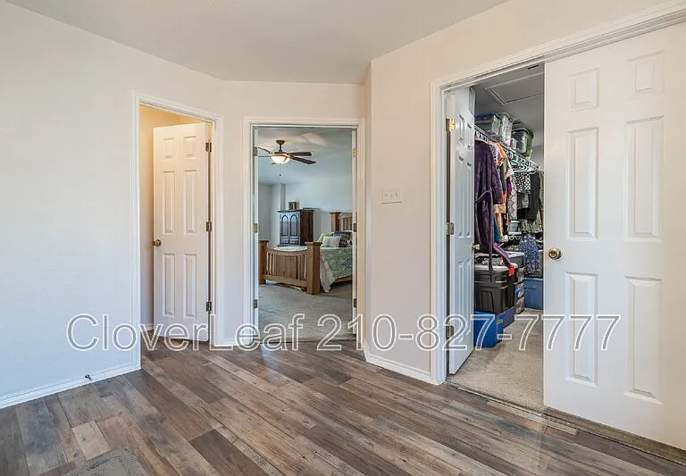 9715 Justice Ln — Photo 33