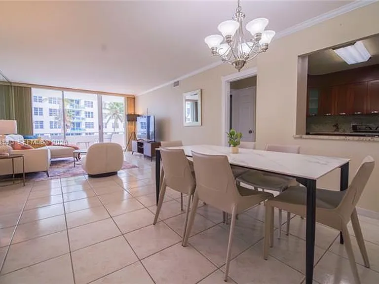 5151 Collins Ave #428 — Photo 12