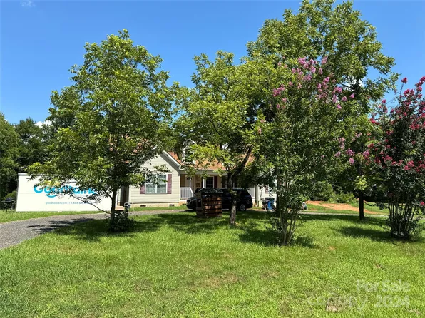 5376 Brooks Chapel Rd, Ellenboro, NC 28040