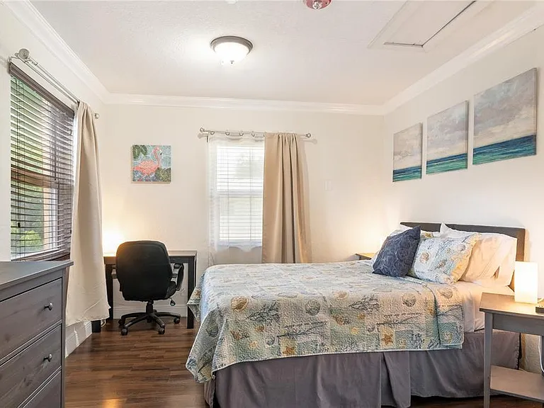 2625 NE 13th Ct #9 — Photo 12