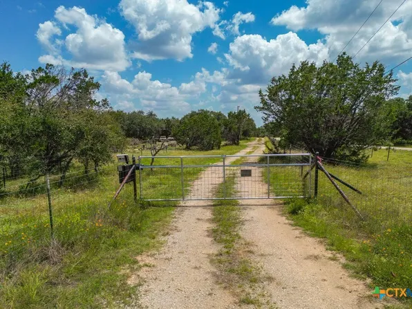 2090 Wegner Rd, New Braunfels, TX 78132
