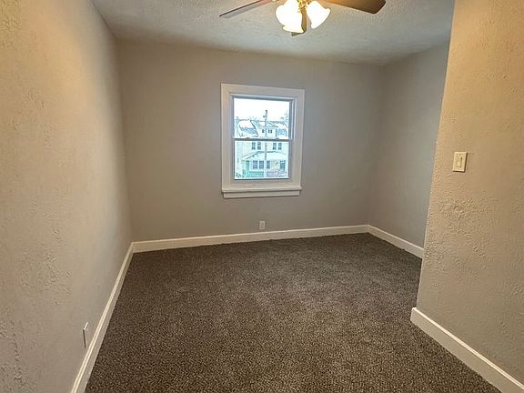 4th image of 13703 Thornhurst Ave