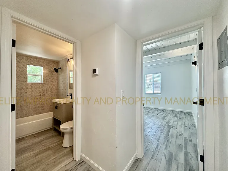 1012 N Grande Ave #1 — Photo 19