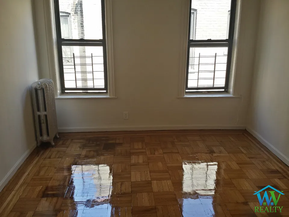 2280 Grand Ave #D5