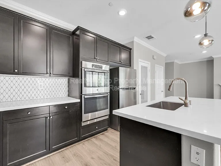 12167 Chutes Ct — Photo 13