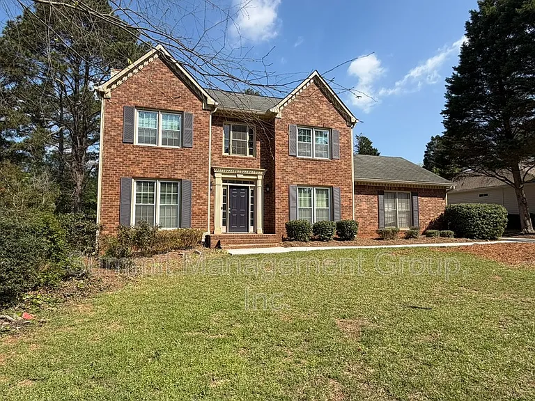 1611 Ellington Rd SE — Photo 48
