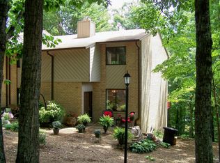 2912 Tree Swallow Rd, Roanoke, VA 24018