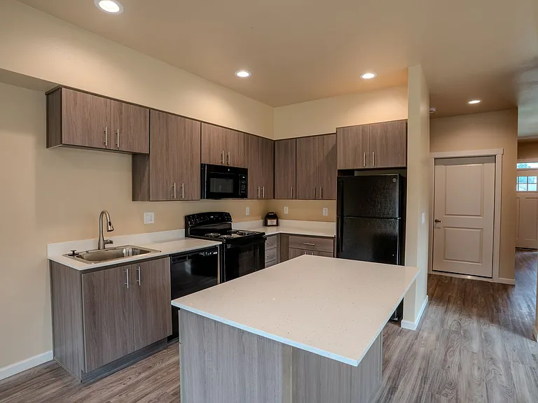 5779-5971 Joynak Hts — Photo 15
