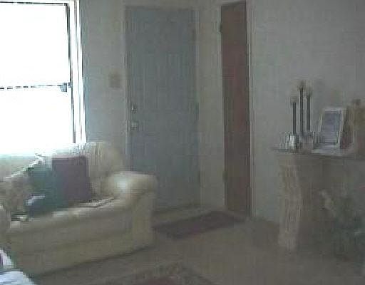 5th image of 1211 N MAIN