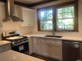 72 Brower Ave #A, Woodmere, NY 11598