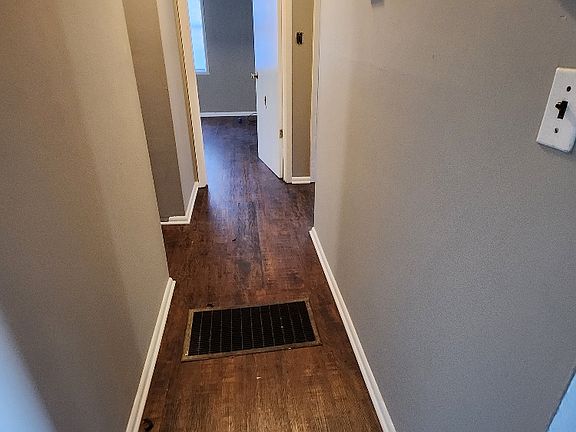 5th image of 2500 Tempest Dr SW