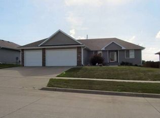 2909 Cooper Ln, Marshalltown, IA 50158