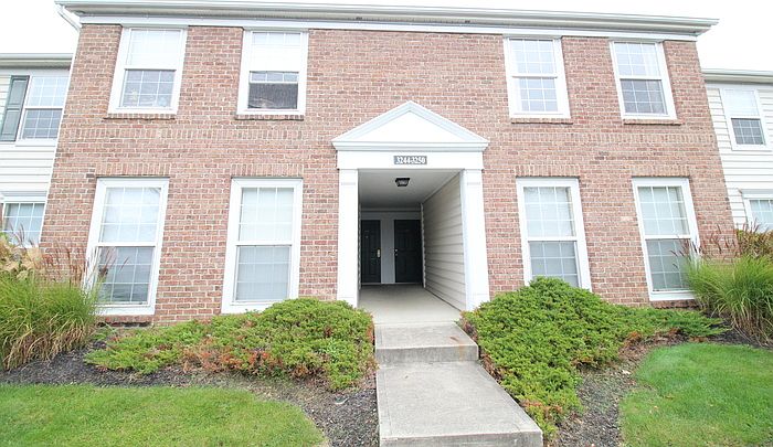 1st image of 3250 Heritage Glen Dr #3250