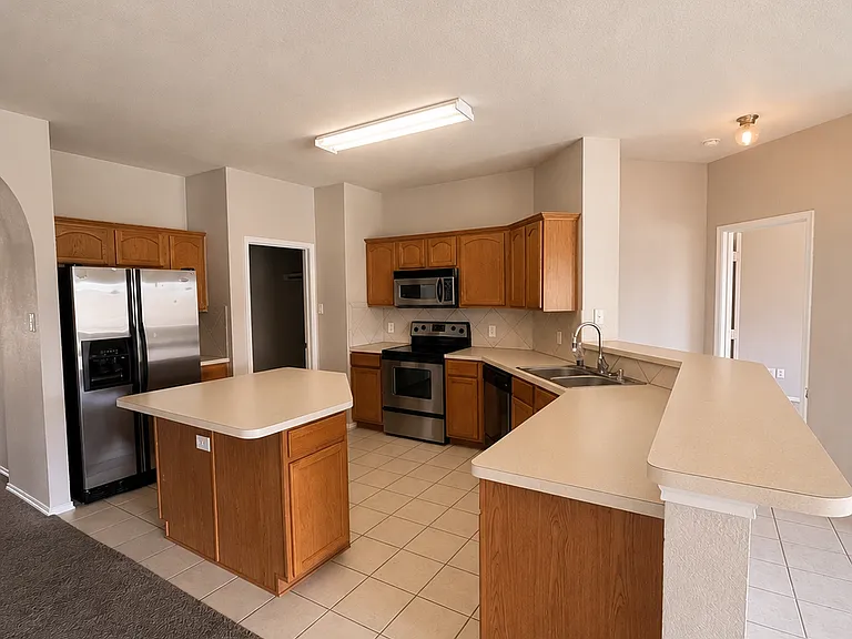 9809 Hedge Bell Dr — Photo 4