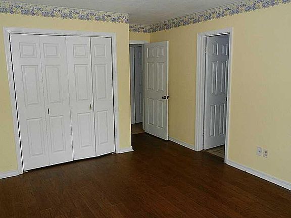 2nd image of 834 Eds Blvd