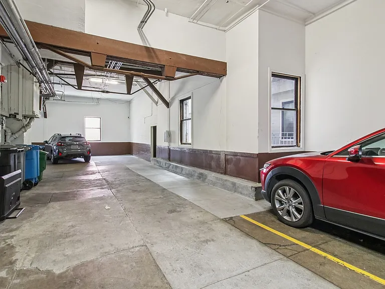 814 California Street — Photo 12