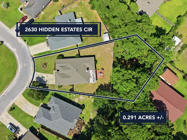 2630 Hidden Estates Cir, Navarre, FL 32566