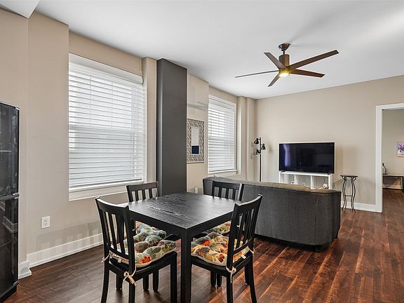 5th image of 400 Walnut St Ste 1005