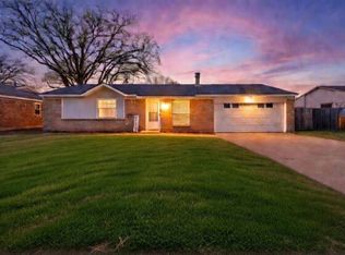 5004 Celtic Dr, Arlington, TX