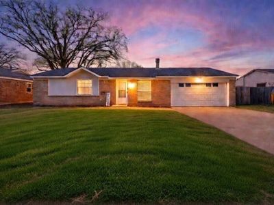 5004 Celtic Dr, Arlington, TX, 76017
