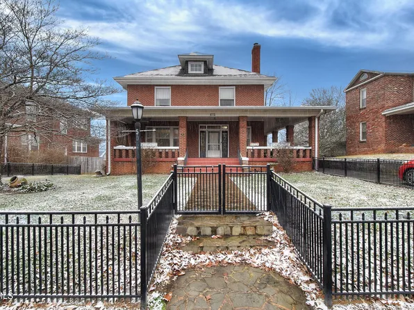 506 W Pine St, Johnson City, TN 37604