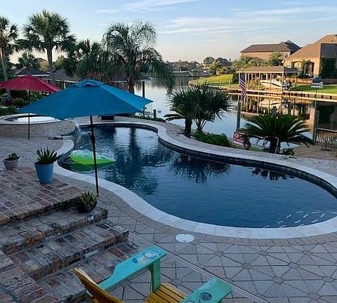 2nd image of 172 Islander Dr