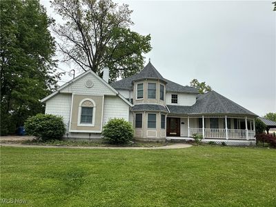 5330 Willow Ln, Sheffield Lake, OH, 44054