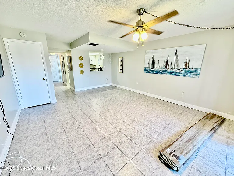 7101 Ridgewood Ave #203 — Photo 4