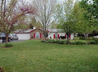 2833 Eledge Ln, Sevierville, TN 37876