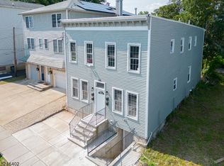 566 McChesney St, Orange, NJ 07050