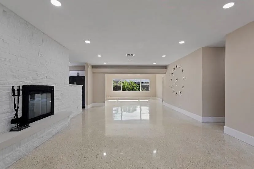 3 bed, 1676 sqft, $4,000 — Photo 3