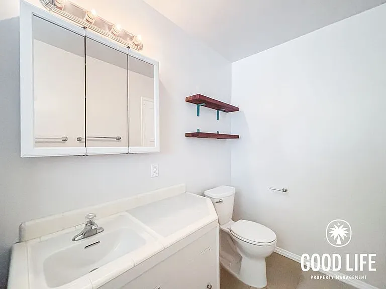 6074 Rock St — Photo 14