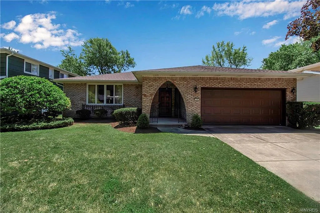 152 Cherrywood Dr photo 1
