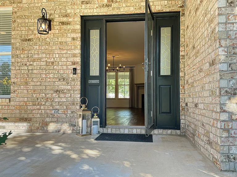 1415 Azalea Ln — Photo 11