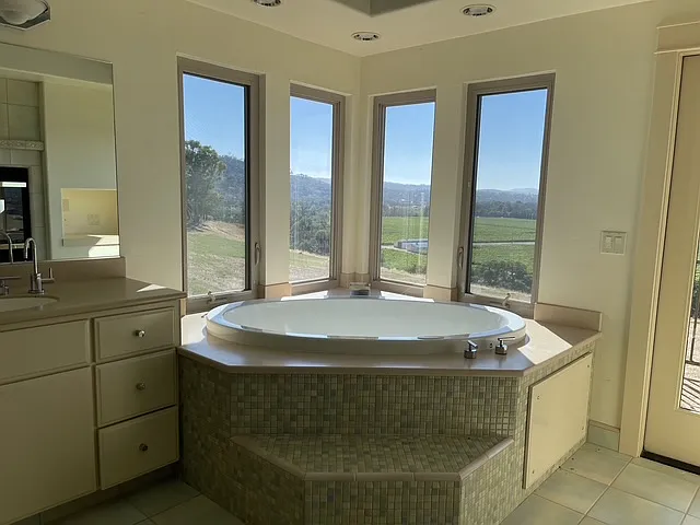 5840 Rocky Canyon Rd — Photo 16