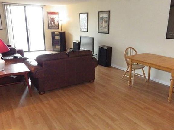3rd image of 201 W Laurel St APT 309